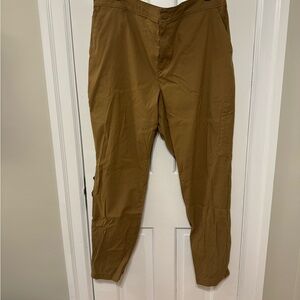 Columbia Men’s Khaki Joggers